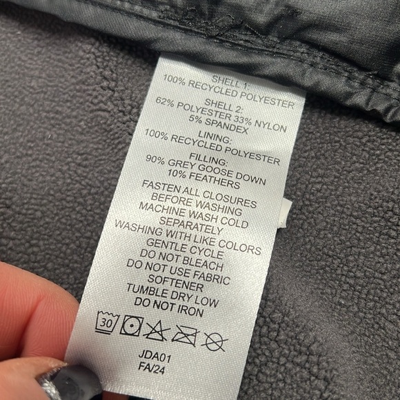 Quince Sz S Lightweight Down Packable Long Puffer Jacket Black with Hood - Picture 10 of 12